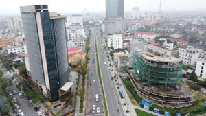 Hai dự án hơn 450 tỷ xây dựng ì ạch trên khu 'đất vàng' làm xấu mặt cố đô Huế