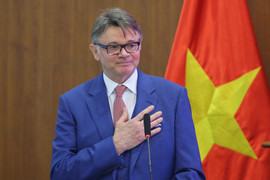 HLV Troussier: SEA Games nằm trong lộ trình đến World Cup 2026