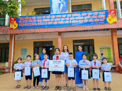 Hành trình giúp hàng triệu học sinh giỏi tiếng Anh