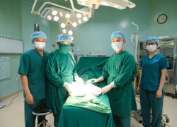 Người đàn ông phải cắt cụt 2 cẳng chân do biến chứng đái tháo đường