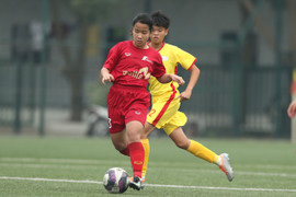 Giải U16 nữ quốc gia: Phong Phú Hà Nam chiếm ưu thế trước Hà Nội