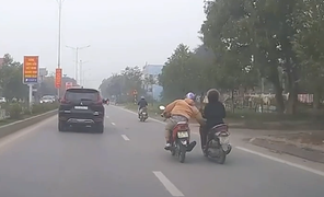 Bắt nam thanh niên chuyên cướp giật điện thoại của phụ nữ