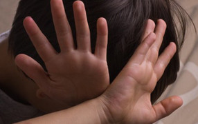 Hai cô giáo đánh bé 17 tháng tử vong: Sở GD&ĐT Hà Nội chỉ đạo khẩn 