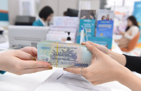 Từ hôm nay, ngân hàng đồng loạt giảm lãi suất huy động 0,2 - 0,5%/năm