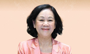 Chân dung Thường trực Ban Bí thư Trương Thị Mai