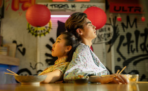 Vì sao chúng ta ghét tình cũ của người yêu