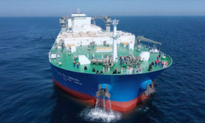 'Trại cá di động' trên tàu 100.000 tấn ở Trung Quốc