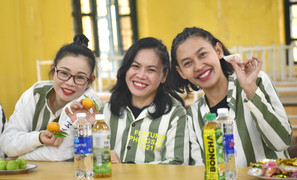 Ngày 8/3 của những nữ phạm nhân nước ngoài tại Trại giam Vĩnh Quang