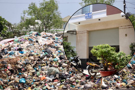 Cần Thơ: Bãi tập kết rác giữa khu dân cư bốc mùi hôi thối, dân treo biển bán nhà