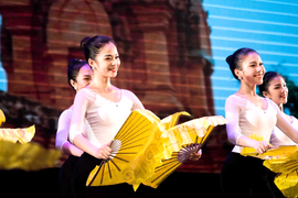 Đề xuất nghệ sĩ nhân dân tương đương tiến sĩ: Các trường nghệ thuật xin cơ chế