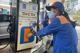 Giá xăng hôm nay có thể tăng 200 đồng/lít