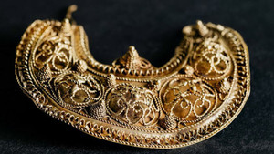 Phát hiện kho báu thời trung cổ 1.000 năm tuổi