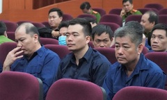 Hoãn xử phúc thẩm vụ buôn lậu 200 triệu lít xăng