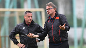 HLV Troussier chọn 5 đội trưởng cho U23 Việt Nam