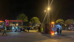 Xe khách va chạm với xe tải tại Bình Định, 13 người bị thương