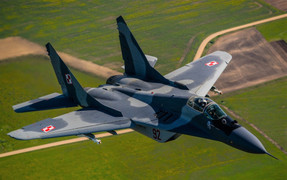 Ba Lan sẽ trở thành quốc gia NATO đầu tiên gửi chiến đấu cơ cho Ukraine