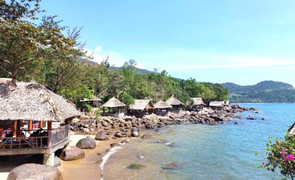 Xử phạt hàng loạt chủ công trình xây dựng trái phép trên bán đảo Sơn Trà