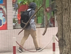 Xuất hiện kẻ lạ mặt lảng vảng khu vực trường học ở Hà Nội