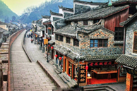 Ồ ạt chào bán tour đi Trung Quốc từ tháng 4