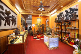 Hệ thống Trầm Kệ mở thêm showroom Trầm Hương mới