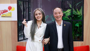 Nàng dâu bị chỉ trích vì có bầu vẫn quay clip nhảy, bố chồng lên tiếng bênh vực