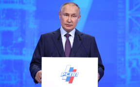 Tổng thống Putin: Kinh tế Nga sẽ tăng đáng kể từ quý 2/2023