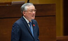 Ông Nguyễn Hòa Bình: Có thẩm phán mang cả tivi nhà lên tòa để xét xử trực tuyến