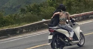 Công an truy tìm cặp đôi đi xe SH 'làm xiếc' tại khúc cua nguy hiểm đèo Hải Vân