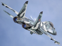Su-30 Nga tập trận rầm rộ trên biển Baltic