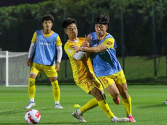 Xem U23 Việt Nam tập luyện chăm chỉ lúc nửa đêm tại Qatar