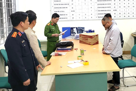 Khởi tố giám đốc trung tâm sát hạch lái xe ở Hòa Bình