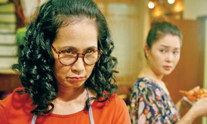 Mẹ chồng giờ đây không còn tai quái