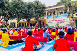 Sự thật 'người lạ mặt bắt cóc trẻ em' tại các trường học 