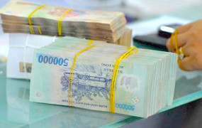 Lãi suất ngân hàng 22/3: Lãi suất cho vay chưa kịp giảm theo lãi suất huy động