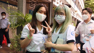 Có quy định nào cấm học sinh không được nhuộm tóc không?