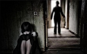 Khởi tố chồng cô giáo vì hành vi dâm ô với nữ sinh