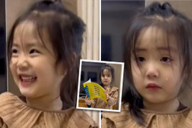 Mở món quà bố tặng, cô bé hào hứng rồi bật khóc khi thấy thứ bên trong