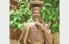 Vị vua anh minh bậc nhất nào hạ mình xin lỗi bề tôi, bị quý phi hạ độc chết?