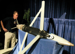 Phòng không Nga dễ dàng bắn hạ bom lượn thông minh của Mỹ