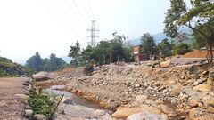 Đua nhau băm nát suối Lương làm du lịch sinh thái: Ngày 31/3 cưỡng chế