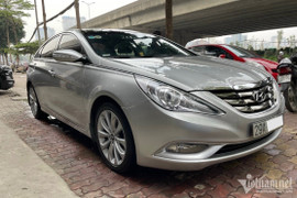 Hyundai Sonata 12 năm tuổi giá 370 triệu có ưu, nhược điểm gì?