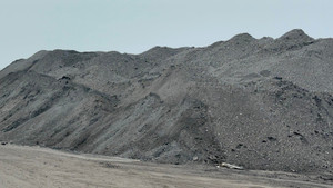 Những núi than từ Lào làm dân khốn khổ: Sở TN&MT Thừa Thiên - Huế vào cuộc 