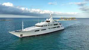 Bên trong 'biệt thự nổi' 46 triệu USD