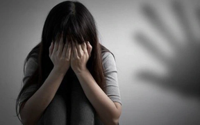 Bắt tạm giam 3 thiếu niên chuốc rượu rồi hãm hiếp nữ sinh 14 tuổi