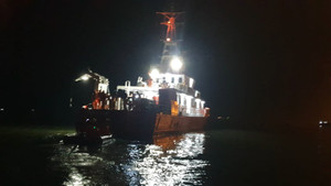 Hiện trường tìm kiếm trực thăng Bell 505 rơi trên vùng biển Hải Phòng