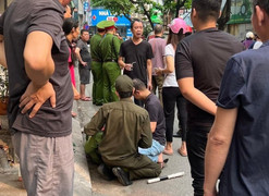 Công an Hà Nội truy tìm tài xế hất văng cảnh sát lên nắp capo