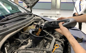 Kinh nghiệm thay dầu nhớt cho ô tô: Khi nào xe cần được thay dầu?