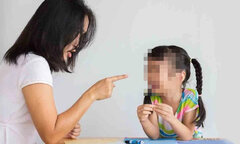 Làm sao để giành quyền nuôi con khi vợ cũ bỏ bê, bạo hành con?