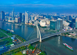 Chuyên gia 'bắt bệnh' mức tăng trưởng sụt giảm của kinh tế TP.HCM