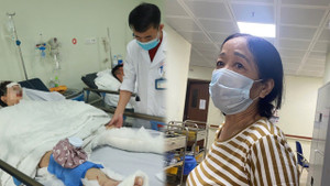 Tình hình sức khoẻ mẹ con bé 3 tuổi vụ ô tô tông hàng loạt